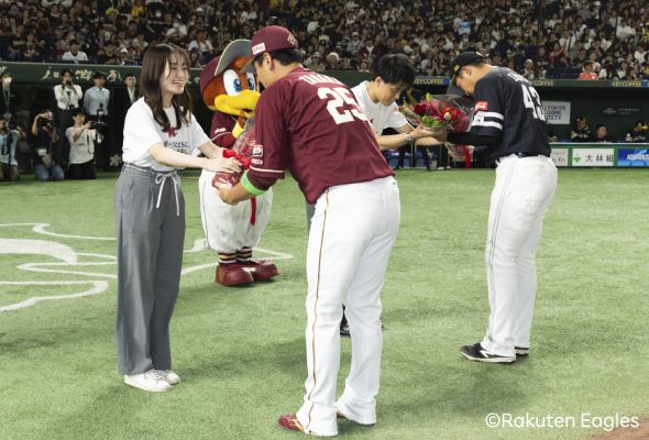 記念品贈呈セレモニー参加イメージ